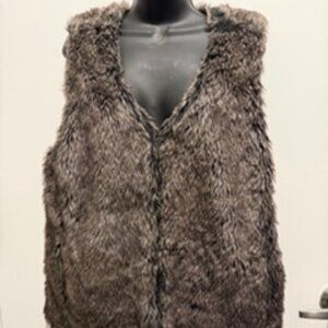 Ava & Viv Brown Faux Fur Vest – Medium – Soft Plush Layering Piece w/ Pockets